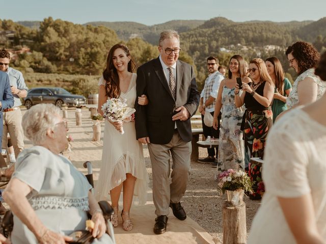 La boda de Royer y Lucia en Castellvi De Rosanes, Barcelona 12