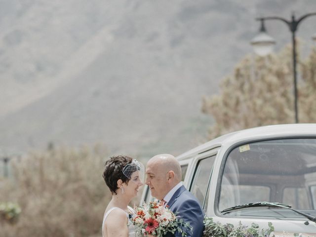 La boda de Jose y Laura en Buenavista Del Norte, Santa Cruz de Tenerife 23