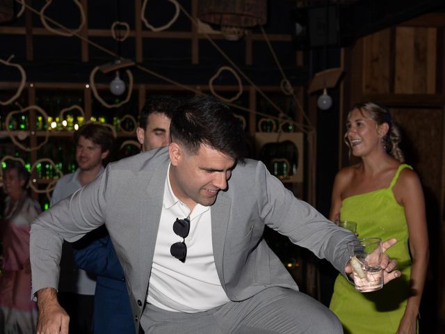 La boda de Eneko y Maialen en Lasarte-oria, Guipúzcoa 101