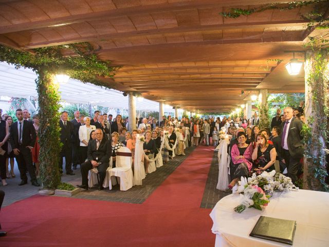La boda de Pau y Estela en Beniparrell, Valencia 20