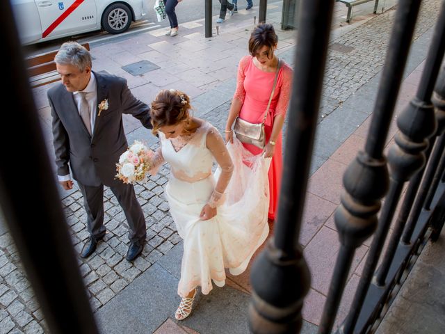 La boda de Andrés y Miriam en Getafe, Madrid 9