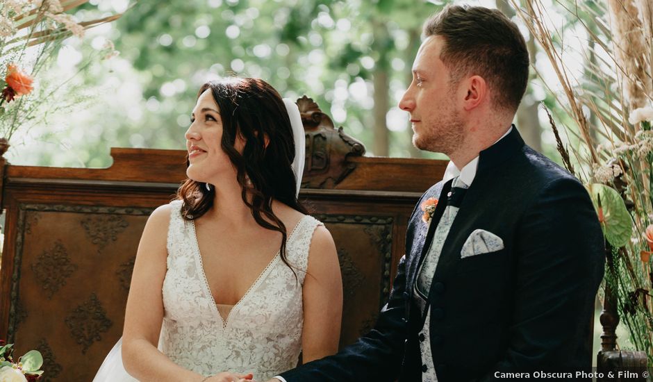 La boda de Gonzi y Sonia en Sant Pere Pescador, Girona