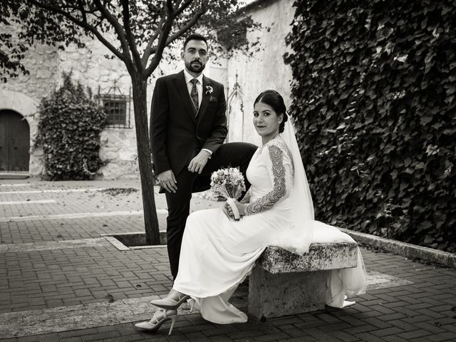 La boda de Josemi y Nerea en Casas De Los Pinos, Cuenca 26