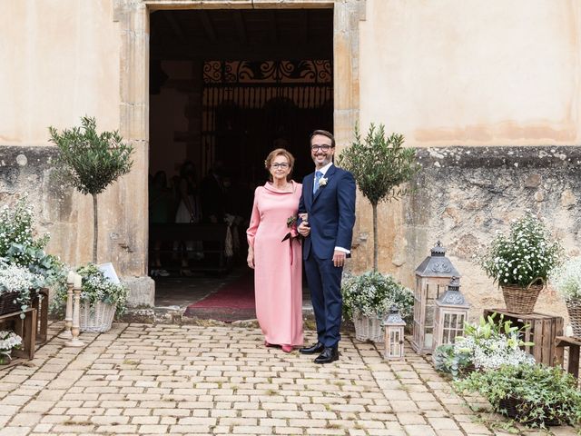 La boda de Pelayo y Tamara en Llovera (Oviedo), Asturias 14