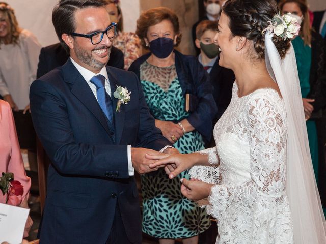 La boda de Pelayo y Tamara en Llovera (Oviedo), Asturias 16