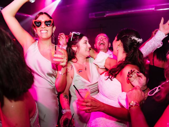 La boda de Judit y Julia en Caldes De Montbui, Barcelona 229