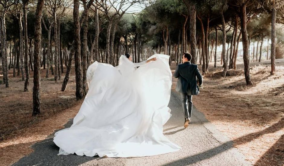 La boda de Miguel Ángel  y María  en Isla Cristina, Huelva