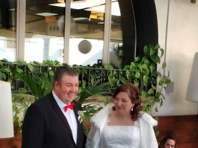 La boda de Tomás  y Simina  en Sant Boi De Llobregat, Barcelona 8