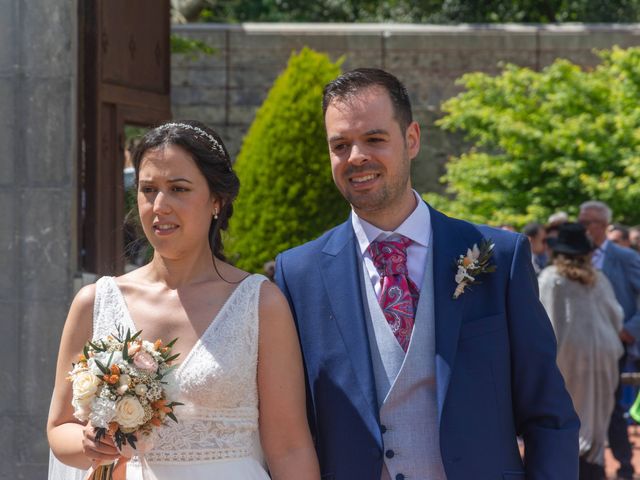 La boda de Alazne y Asier en Arteaga, Vizcaya 12