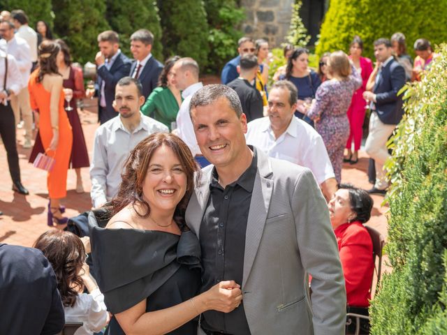 La boda de Alazne y Asier en Arteaga, Vizcaya 20