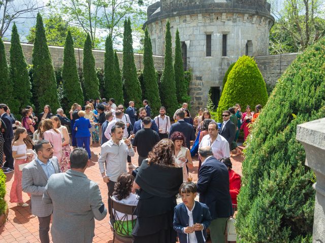 La boda de Alazne y Asier en Arteaga, Vizcaya 21