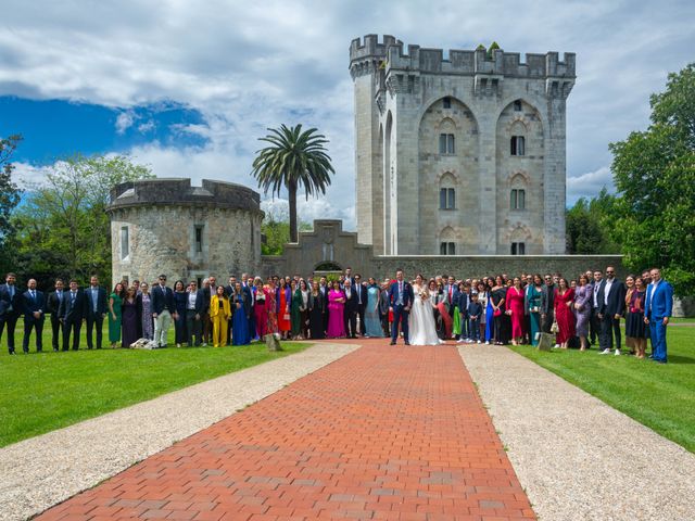 La boda de Alazne y Asier en Arteaga, Vizcaya 25