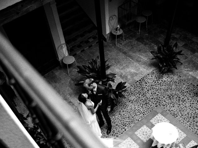 La boda de Alex y Cris en Pozuelo De Calatrava, Ciudad Real 15