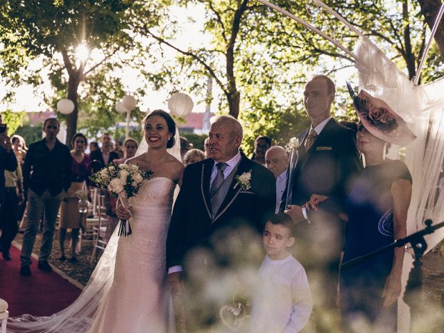 La boda de Alex y Cris en Pozuelo De Calatrava, Ciudad Real 16