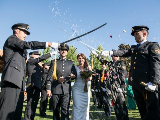 La boda de Alejandro y Ana en Hornillos De Eresma, Valladolid 17