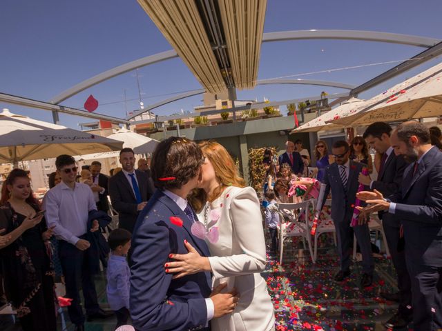 La boda de Jose y Miren en Madrid, Madrid 19