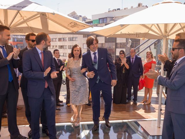 La boda de Jose y Miren en Madrid, Madrid 9