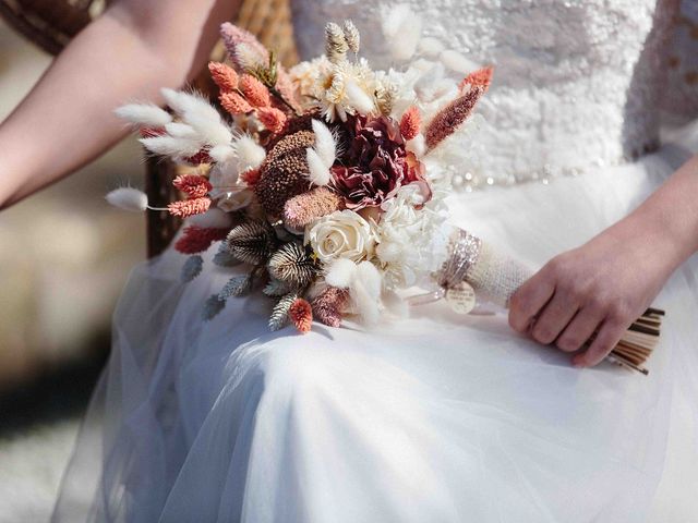 La boda de Juan y June en Astigarraga, Guipúzcoa 93