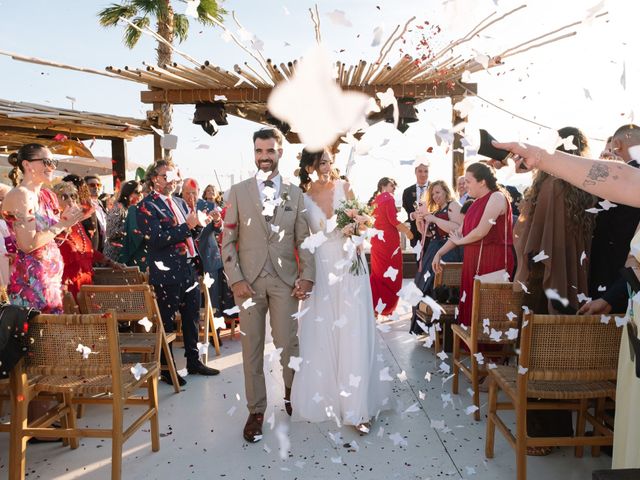 La boda de Daniel y Laura en Peñiscola, Castellón 73