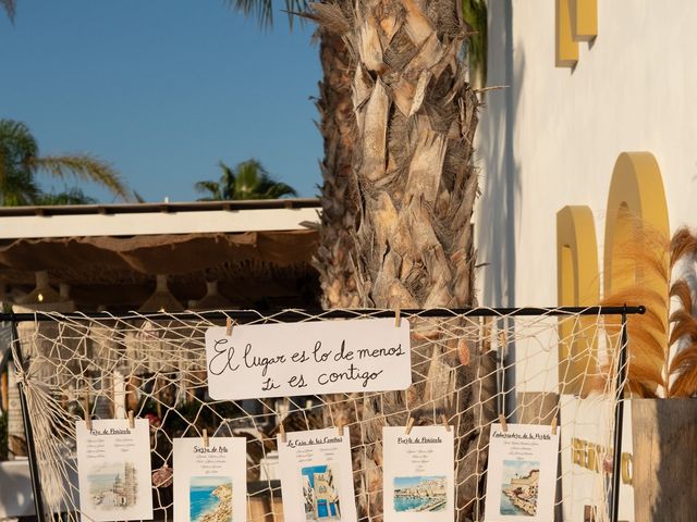 La boda de Daniel y Laura en Peñiscola, Castellón 76