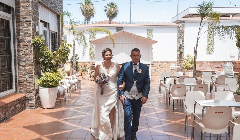 La boda de Manolo y Marina en Aceuchal, Badajoz