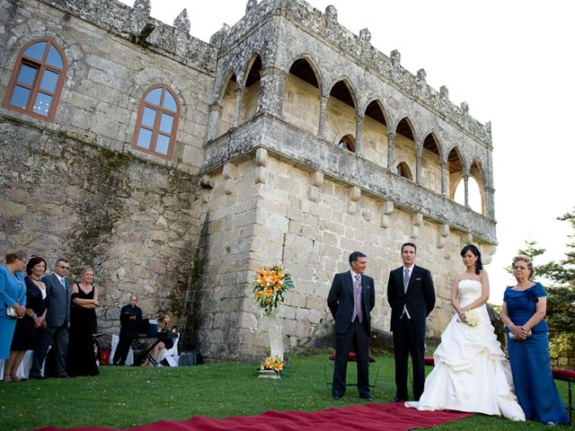 La boda de Javier y Sheila en Soutomaior, Pontevedra 10