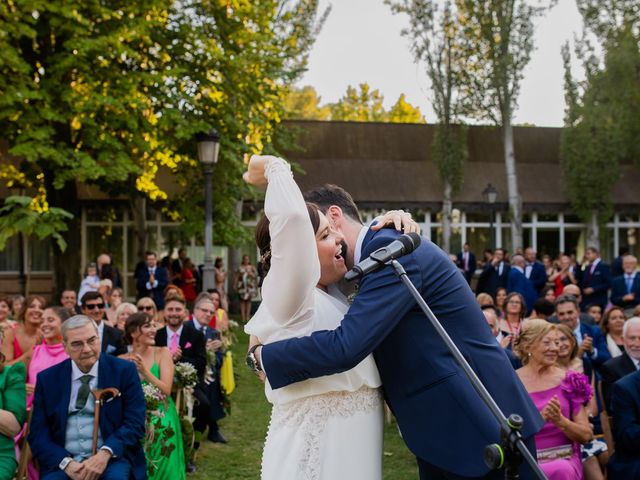 La boda de Astrid y Roberto en Monzalbarba, Zaragoza 43