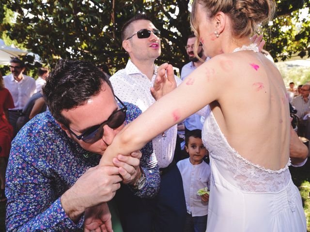 La boda de Xavi y Elena en Cabrera De Mar, Barcelona 23