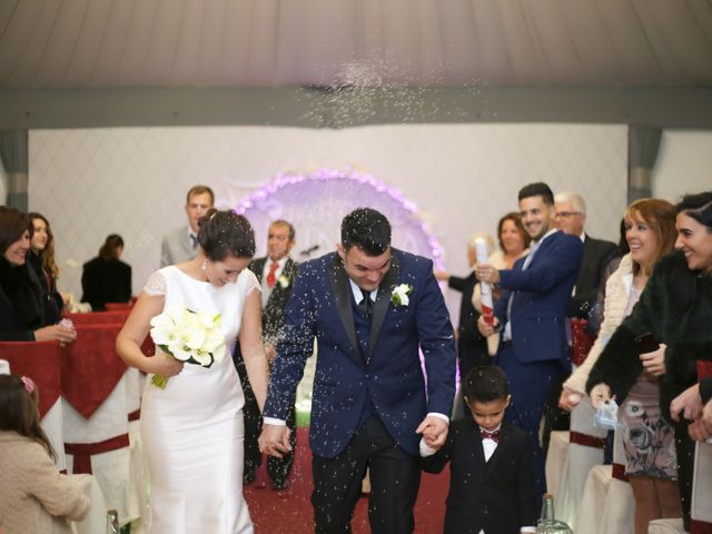 La boda de Manolo y Noelia en Alhaurin De La Torre, Málaga 21