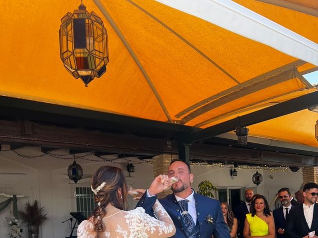 La boda de Miguel Ángel  y Sandra  en Chiclana De La Frontera, Cádiz 11