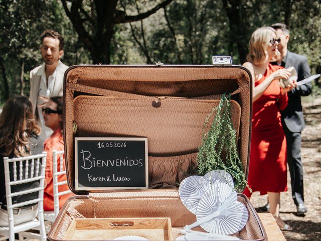 La boda de Lucas y Karen en Besalu, Girona 17