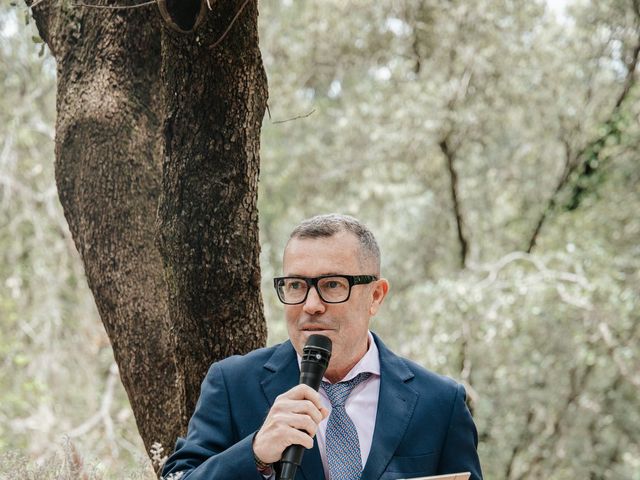 La boda de Lucas y Karen en Besalu, Girona 31