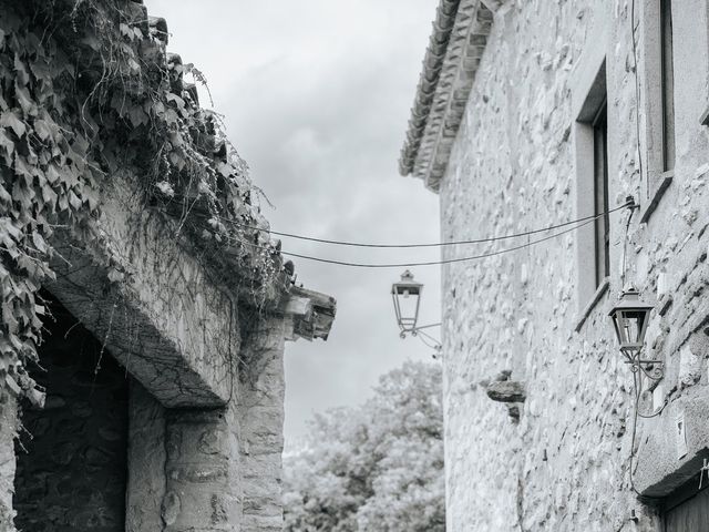 La boda de Lucas y Karen en Besalu, Girona 99