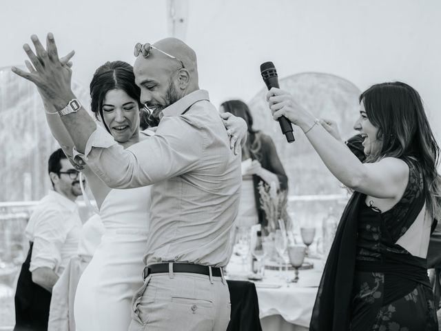 La boda de Lucas y Karen en Besalu, Girona 200