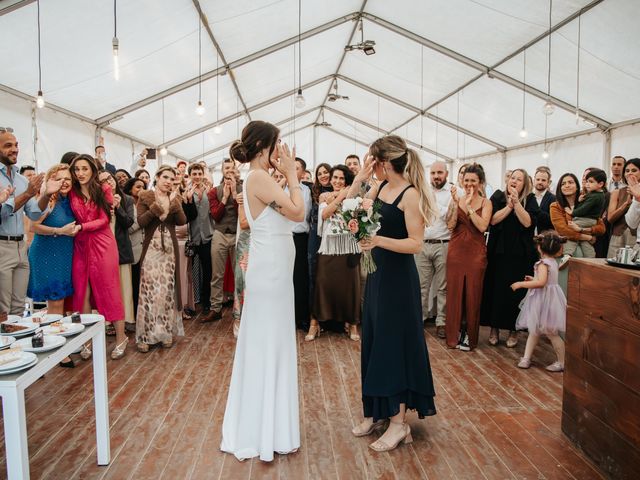 La boda de Lucas y Karen en Besalu, Girona 220