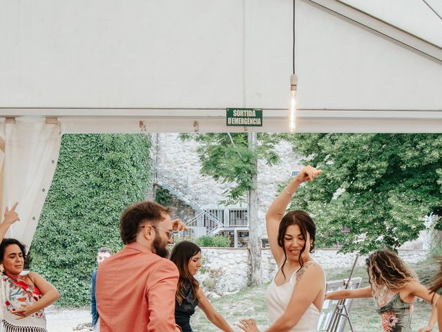 La boda de Lucas y Karen en Besalu, Girona 224