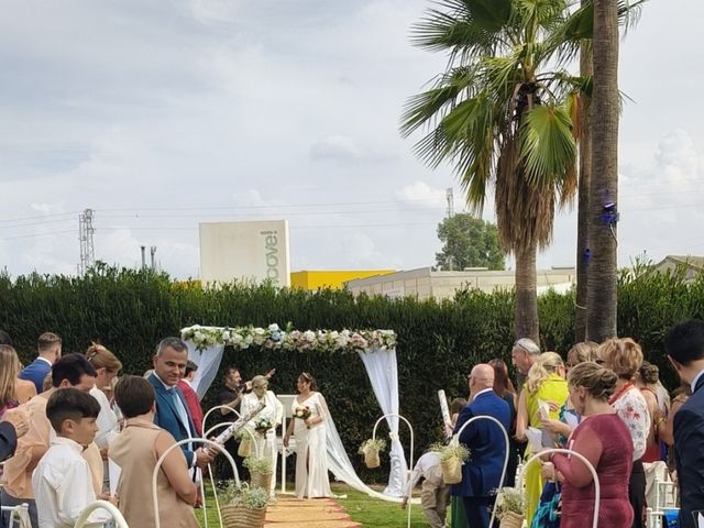 La boda de Elena y Iris en Alcala Del Rio, Sevilla 4