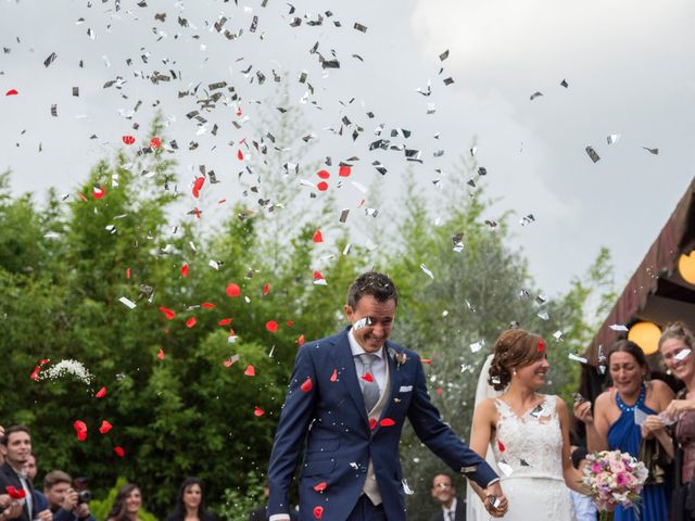 La boda de Arkaitz y Olatz en Loiu, Vizcaya 22