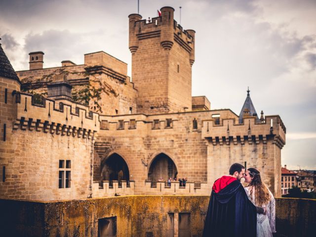 La boda de Carlos y María en Torrecaballeros, Segovia 107