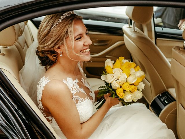 La boda de Soledad y José Luis en Sevilla, Sevilla 55