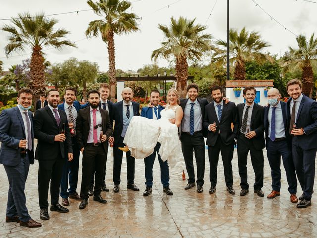 La boda de Soledad y José Luis en Sevilla, Sevilla 66