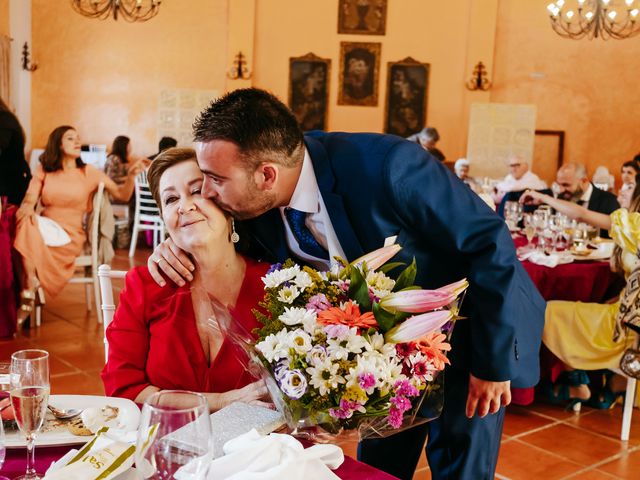 La boda de Soledad y José Luis en Sevilla, Sevilla 104