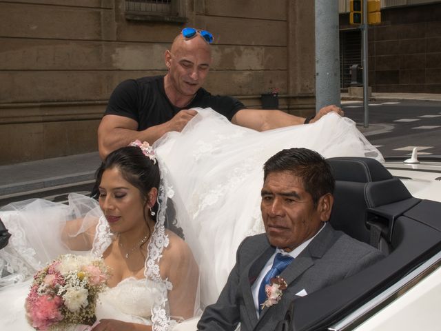 La boda de Tito Antonio y Dina en Barcelona, Barcelona 9