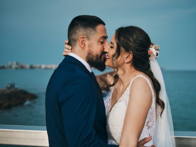 La boda de Dani y Noelia  en Alacant/alicante, Alicante 16