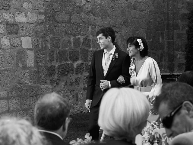 La boda de Jon y Clara en Ayllon, Segovia 33