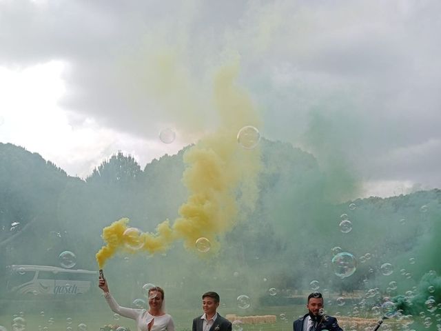 La boda de Victor  y Inma  en Madrigal De Las Altas Torres, Ávila 5