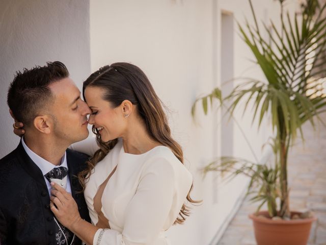La boda de Lara y Pablo en Alacant/alicante, Alicante 51