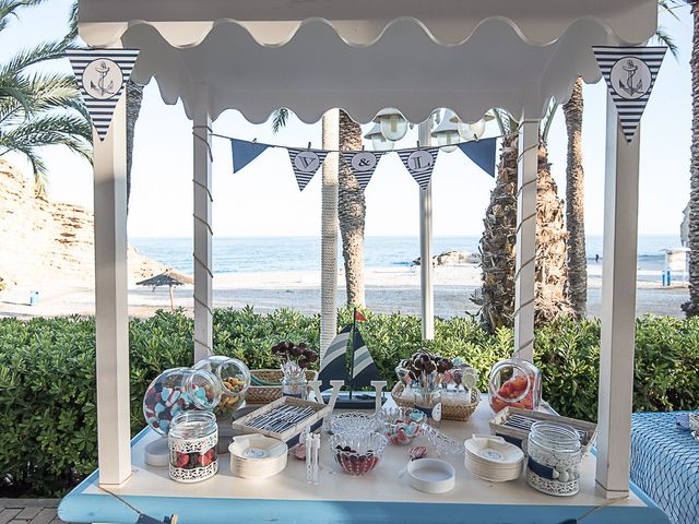 La boda de Luis y Veronica en La/villajoyosa Vila Joiosa, Alicante 2