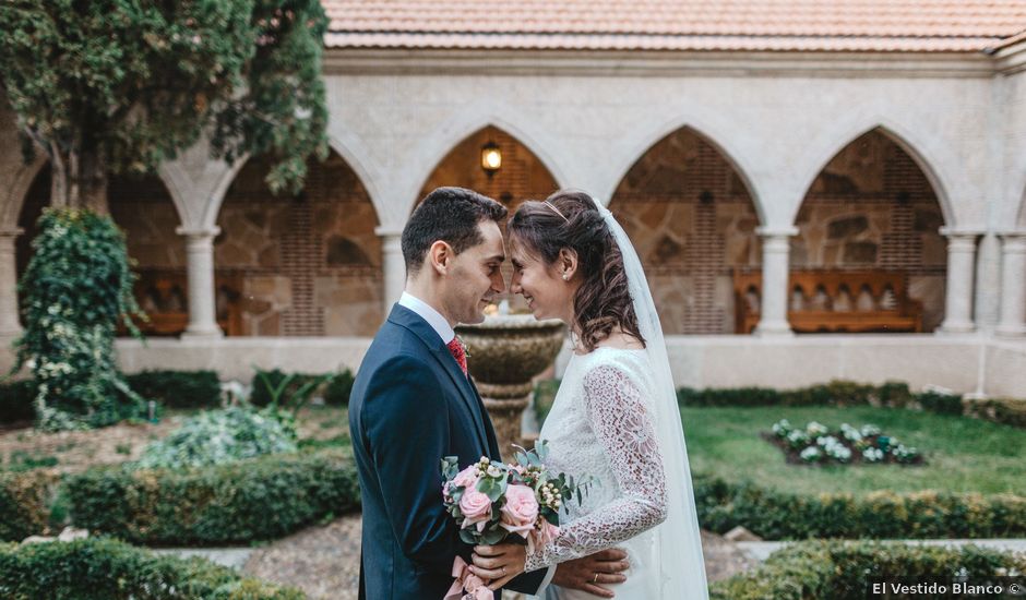 La boda de Nacho y Marta en El Tiemblo, Ávila