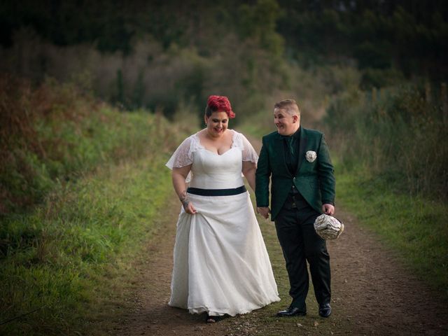 La boda de Vanessa y Nuria en Ferrol, A Coruña 8